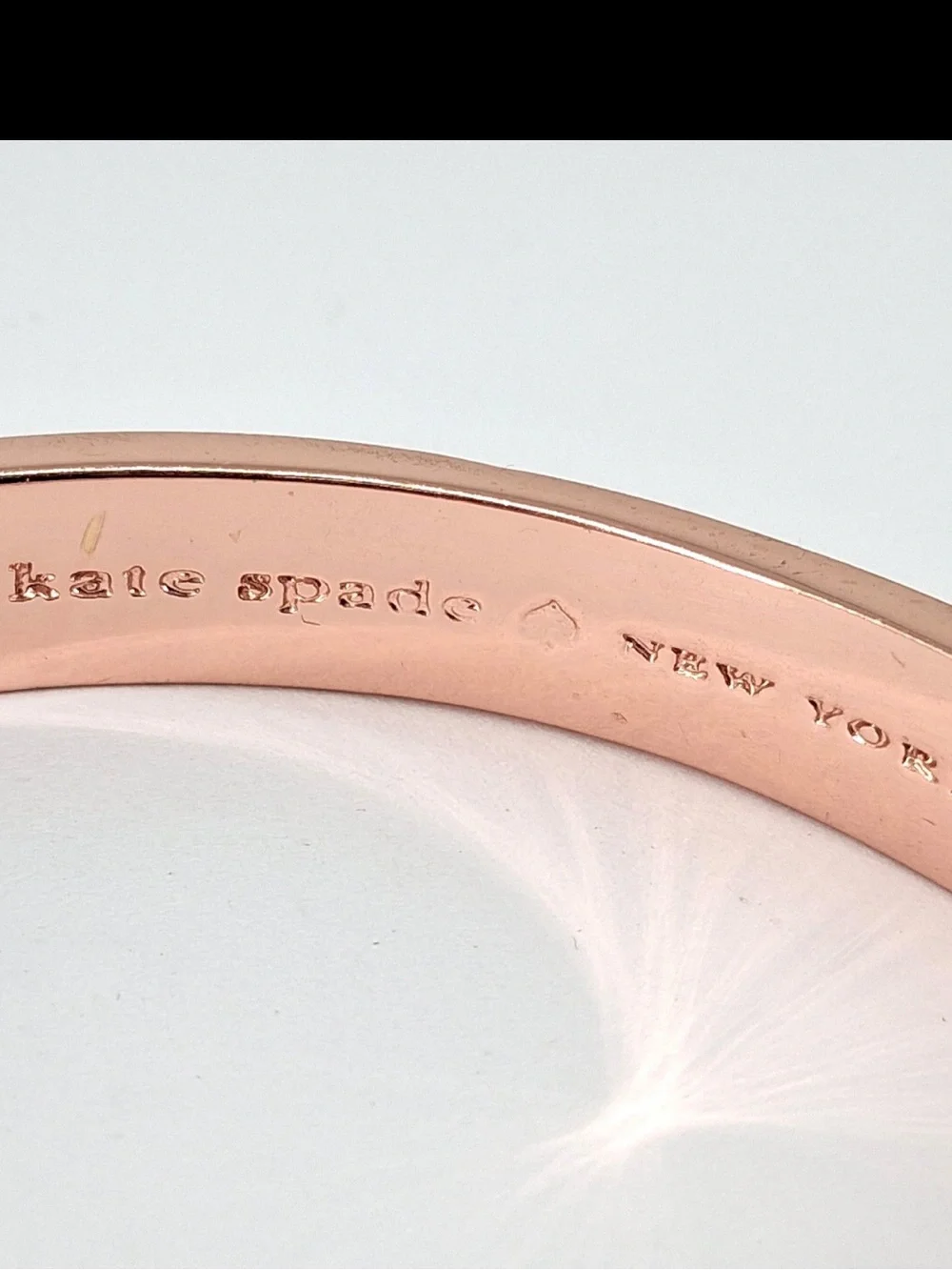 kate spade rose gold 'Be Dazzling' Crystal Letter Bangle 2596 - Picture 3 of 4